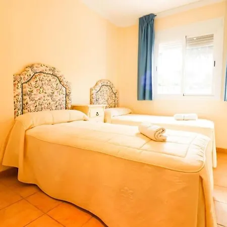 Encantadora Casa Bien Cuidada Cerca Del Aeropuerto Holiday home